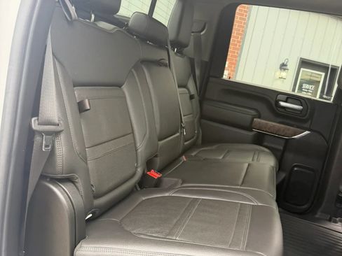 Used 2021 GMC Sierra 3500 Denali w/ Denali Ultimate Package AWD/4WD image 23