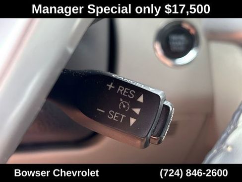 Used 2014 Toyota Highlander XLE FWD image 20
