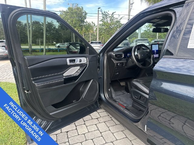 Used 2023 Ford Explorer ST w/ Equipment Group 401A AWD/4WD image 22