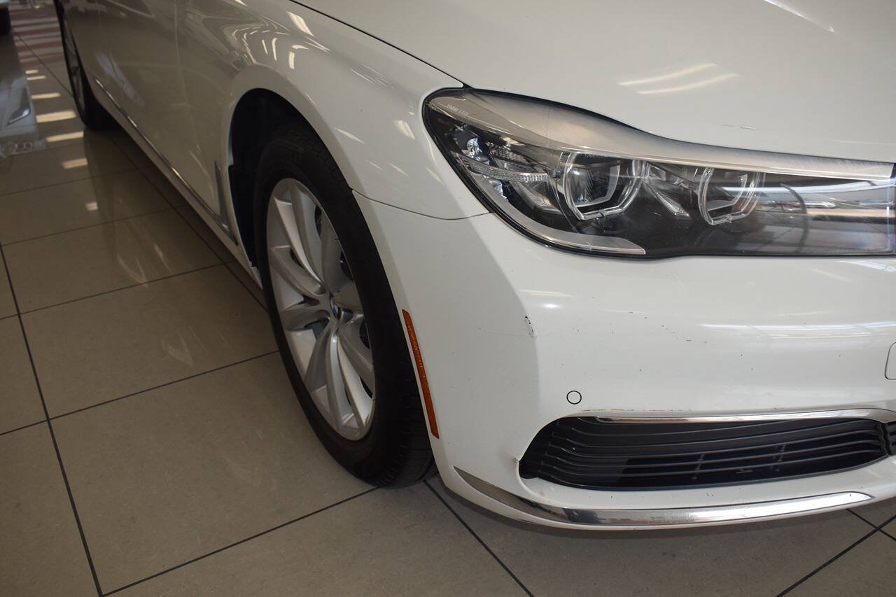 Used 2019 BMW 740i RWD image 9