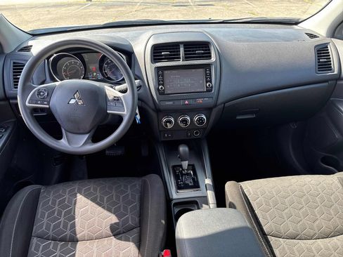 Used 2024 Mitsubishi Outlander Sport ES AWD/4WD image 21