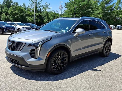 Used 2023 Cadillac XT4 Luxury w/ LPO, Onyx Lite Package AWD/4WD image 4