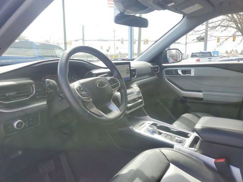 Certified 2023 Ford Explorer XLT w/ Equipment Group 202A image 13