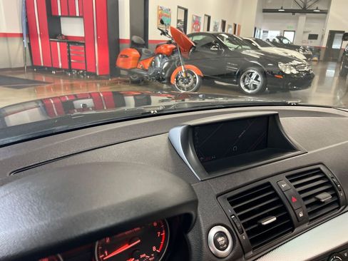 Used 2013 BMW 135i Convertible image 85