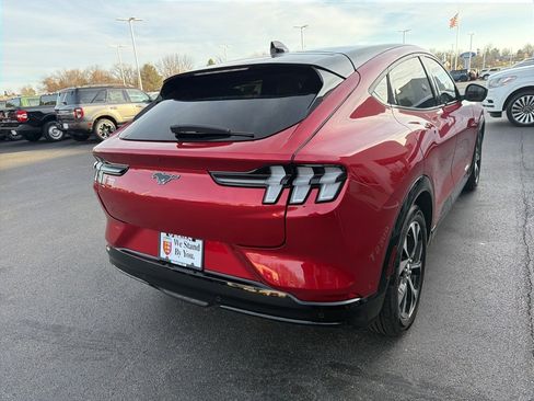 Used 2022 Ford Mustang Mach-E Premium image 5