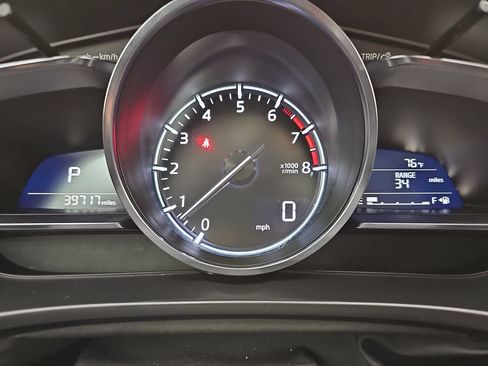 Used 2018 MAZDA MAZDA3 Grand Touring FWD image 23
