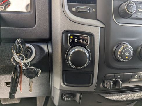 Certified 2015 RAM 1500 Express image 24