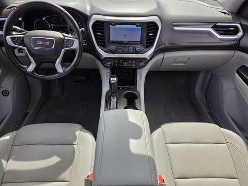 Used 2017 GMC Acadia SLT FWD image 12