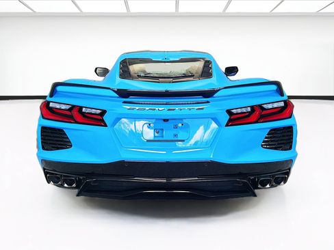 Used 2021 Chevrolet Corvette Stingray Premium Cpe w/ Z51 Performance Package RWD image 5