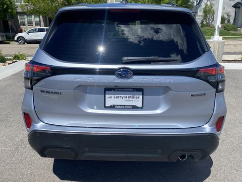 New 2026 Subaru Forester Touring AWD/4WD image 5
