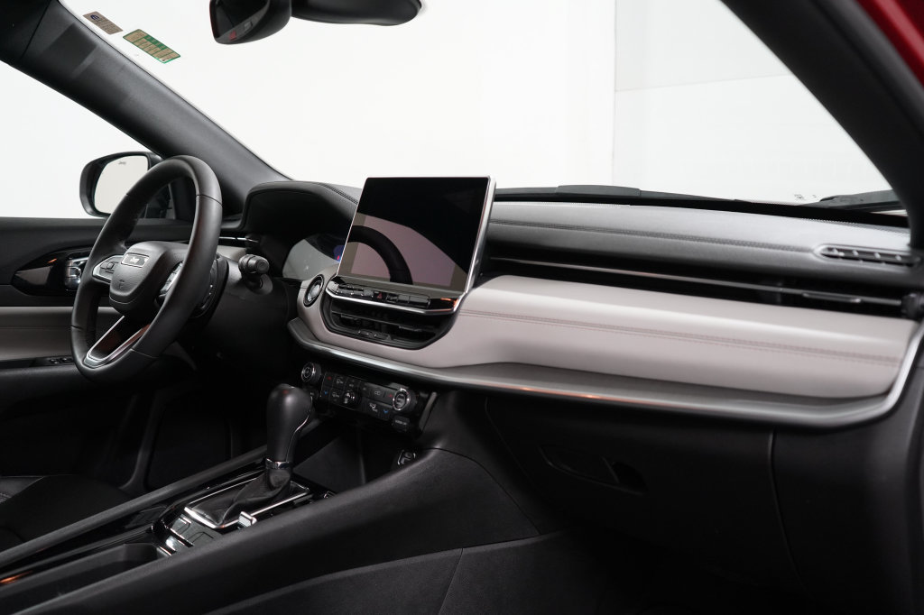 Certified 2025 Jeep Compass Limited AWD/4WD image 22