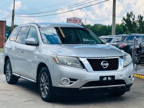 Used 2014 Nissan Pathfinder S AWD/4WD image 1