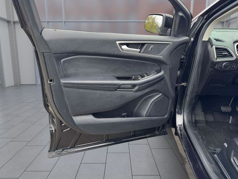 Used 2020 Ford Edge SEL w/ Convenience Package image 15