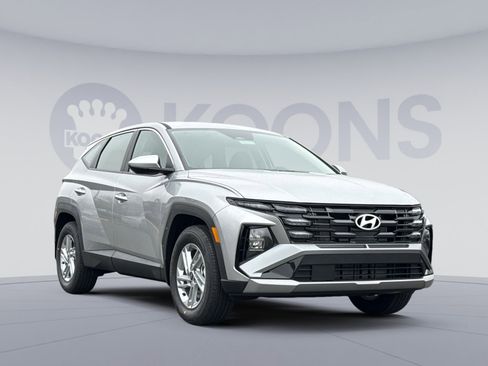 New 2026 Hyundai Tucson SE image 10
