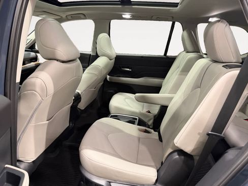 Used 2026 Toyota Grand Highlander AWD image 14