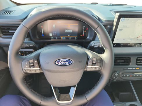 New 2025 Ford Maverick Lariat w/ Black Appearance Package image 15