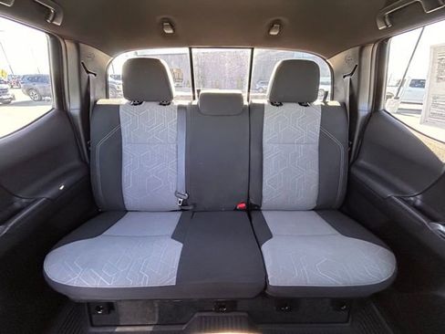 Used 2023 Toyota Tacoma TRD Off-Road image 28