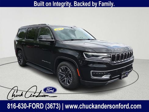 Used 2022 Jeep Wagoneer Series III w/ Flexible Seating Group image 1