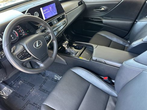 Used 2023 Lexus ES 350 w/ Premium Package FWD image 10