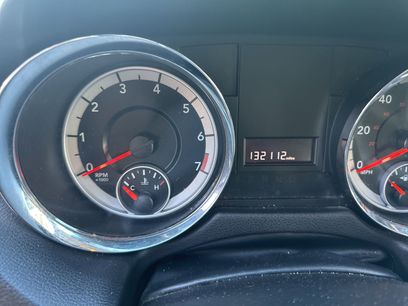 Used 2014 Dodge Grand Caravan American Value Package w/ UConnect Hands-Free Group