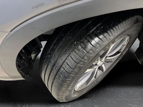 Used 2017 Toyota Highlander XLE image 35