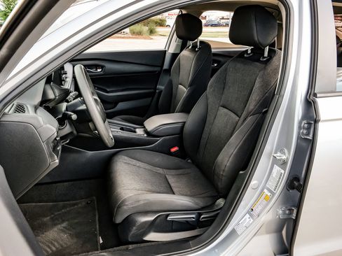 Used 2025 Honda Accord LX image 30