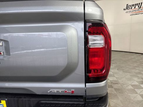Used 2025 GMC Canyon AT4 image 30