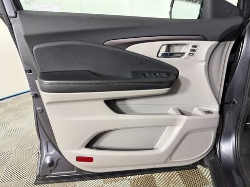 Used 2021 Honda Pilot EX-L image 11