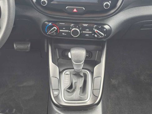 Used 2021 Kia Soul S FWD image 13
