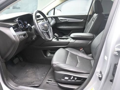 Used 2019 Cadillac XT5 Premium Luxury AWD/4WD image 17