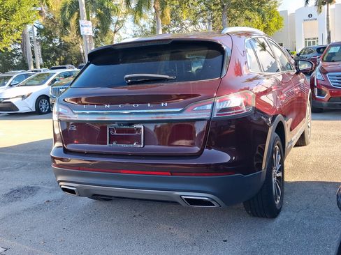 Certified 2022 Lincoln Nautilus FWD w/ Premium Package image 4