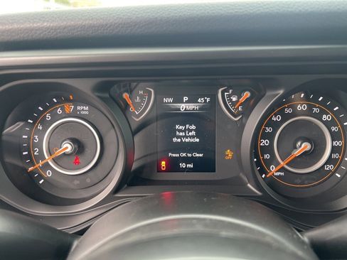 New 2026 Jeep Gladiator Sport image 26