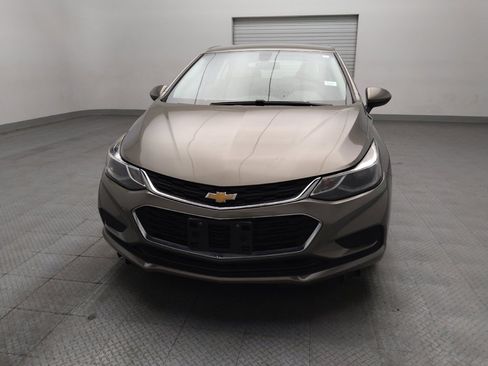 Used 2018 Chevrolet Cruze LT w/ Convenience Package FWD image 15