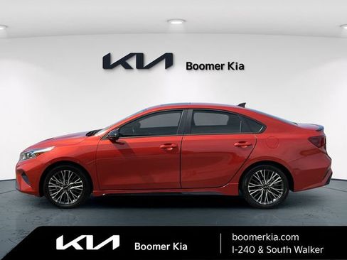 Used 2024 Kia Forte GT-Line w/ GT-Line Premium Package FWD image 8
