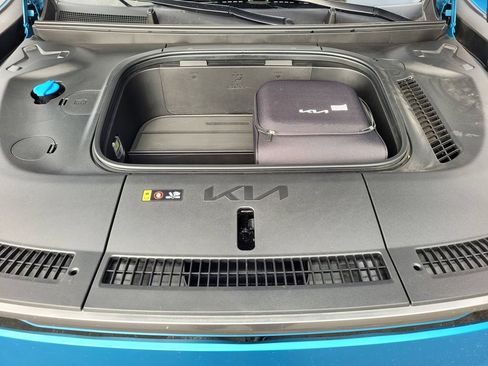 Used 2024 Kia EV9 GT-Line AWD/4WD image 25