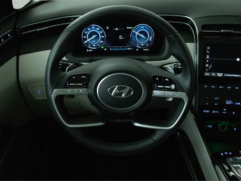 Used 2024 Hyundai Tucson Limited AWD/4WD image 11