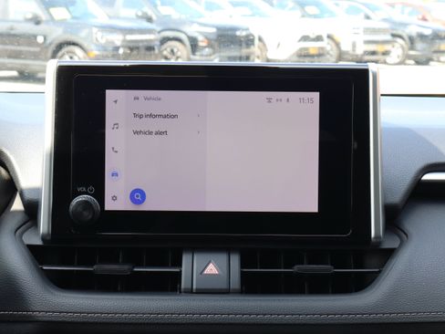 Used 2024 Toyota RAV4 XLE FWD image 21
