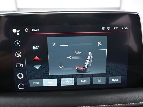 Used 2023 GMC Yukon XL SLT AWD/4WD image 17