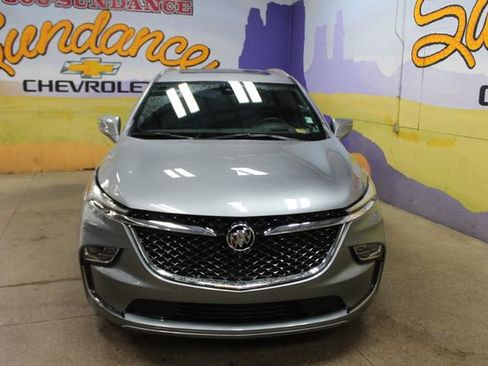 Used 2023 Buick Enclave Avenir w/ Avenir Technology Package AWD/4WD image 3