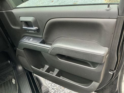 Used 2018 Chevrolet Silverado 1500 LT w/ All Star Edition image 20