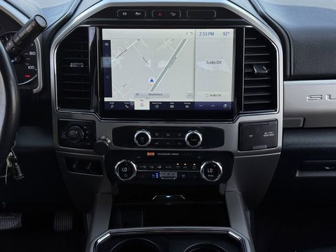 Used 2022 Ford F250 Lariat w/ Lariat Value Package AWD/4WD image 19