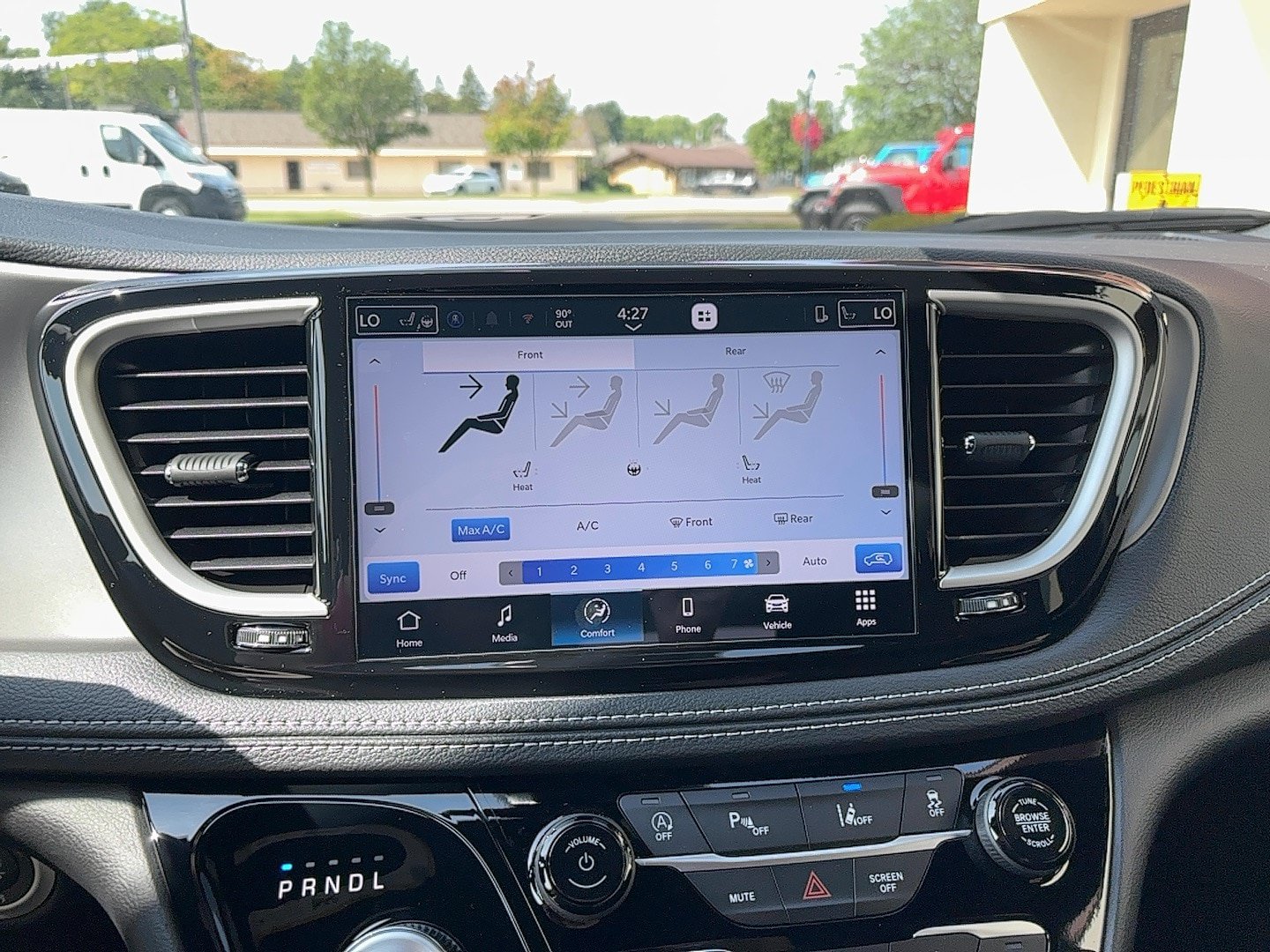 New 2027 Chrysler Pacifica Select AWD/4WD image 28
