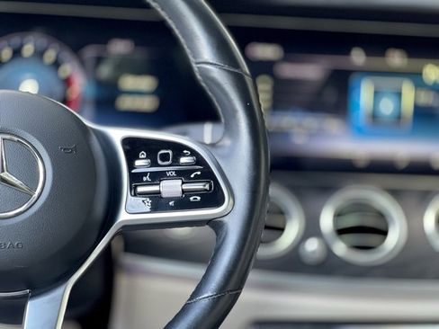 Used 2020 Mercedes-Benz E 350 4MATIC Sedan image 37