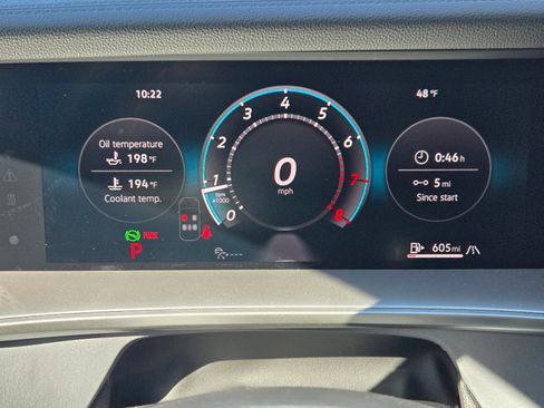 New 2026 Volkswagen Tiguan SE AWD/4WD image 17