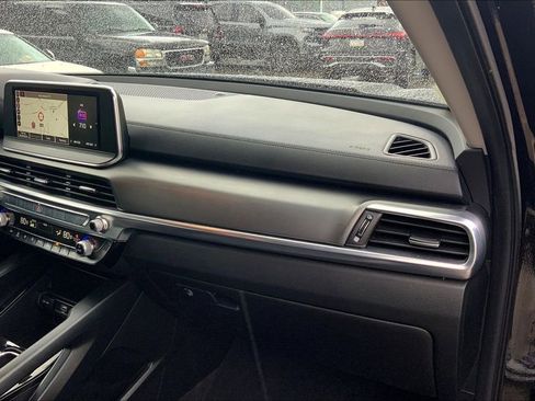 Used 2022 Kia Telluride LX image 18