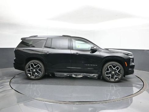 New 2026 Chevrolet Traverse High Country w/ LPO, Floor Liner Package image 6