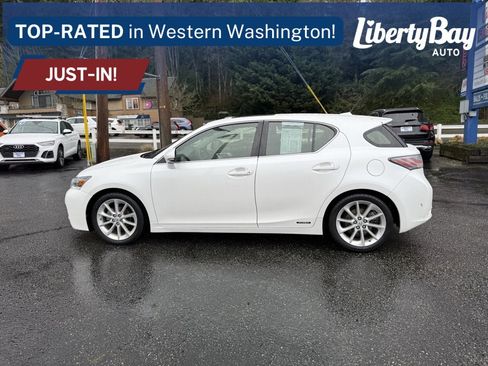 Used 2013 Lexus CT 200h image 8