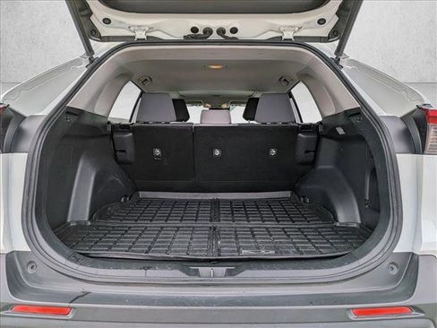 Used 2020 Toyota RAV4 XLE w/ Convenience Package image 7