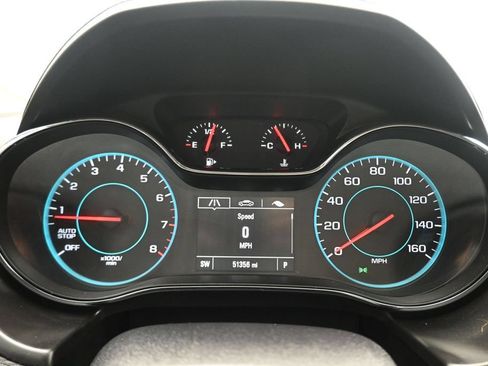Used 2018 Chevrolet Cruze LT FWD image 16