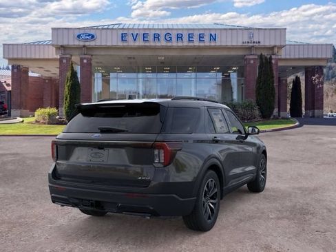 New 2026 Ford Explorer ST-Line AWD/4WD image 8